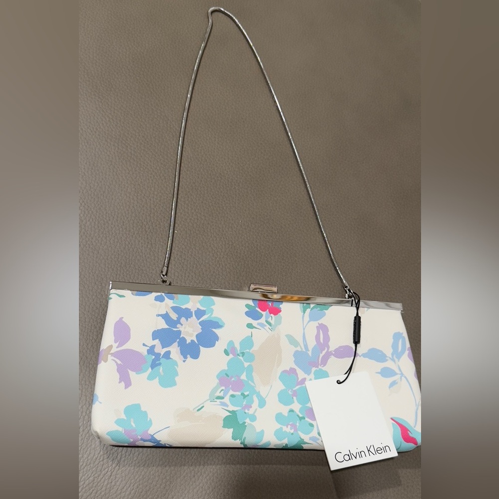 Calvin Klein Handbag - Abstract Floral
Hardsided Metal Strap Bag